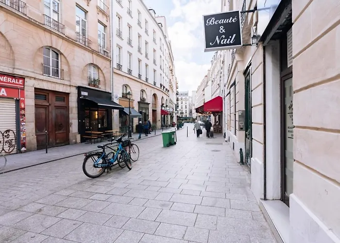 Urban & Stylish Apartment Republique!