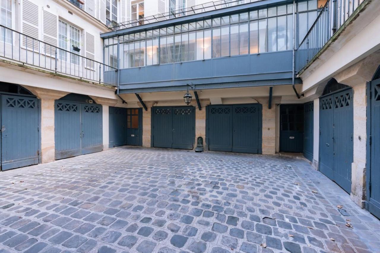 Urban & Stylish Republique! * Parijs